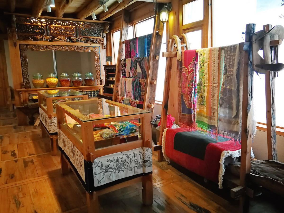 Courtyard Shangri-La 藏舍小院 Eksteriør bilde
